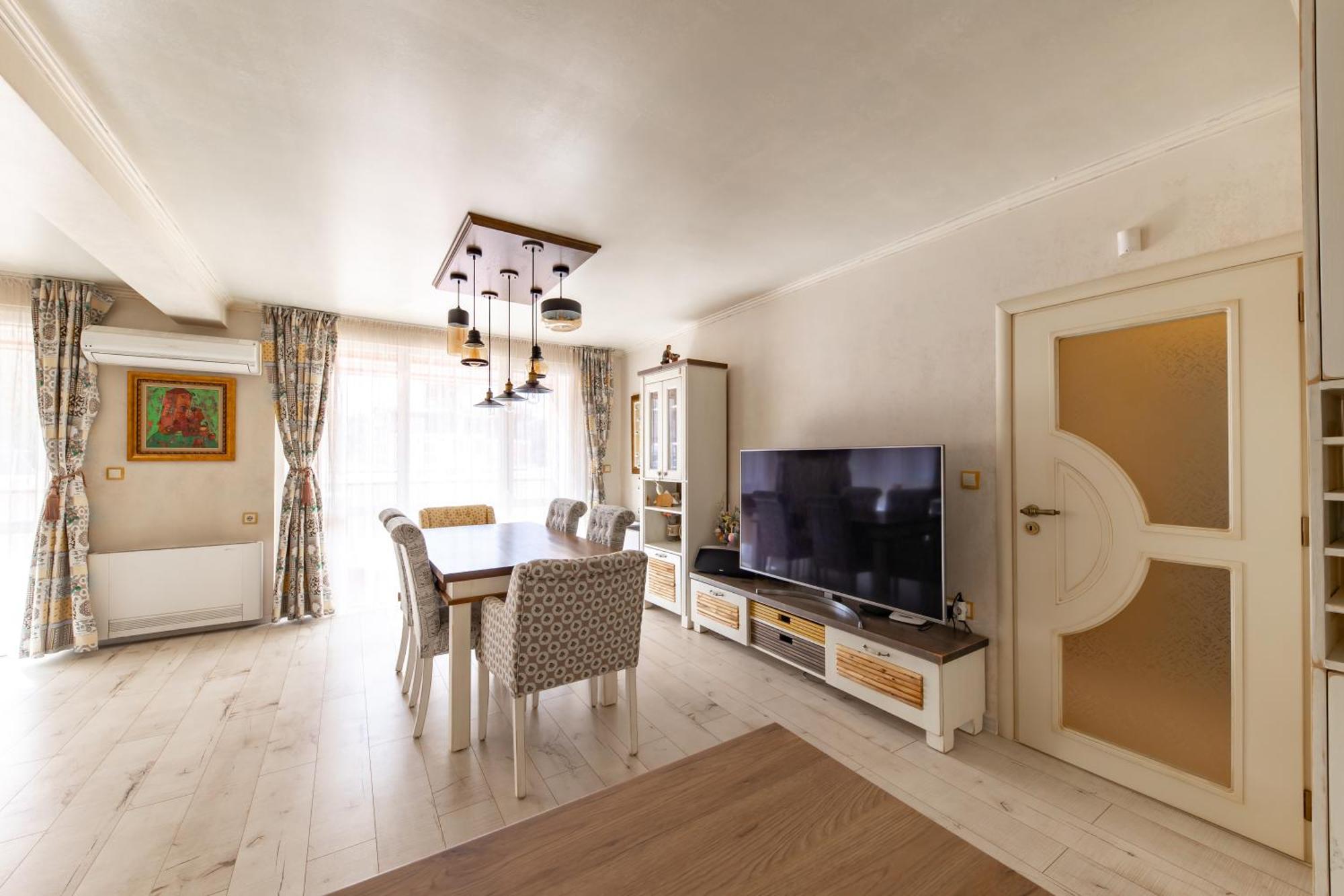 Happy Town Apartments ヴェリコ・タルノヴォ エクステリア 写真